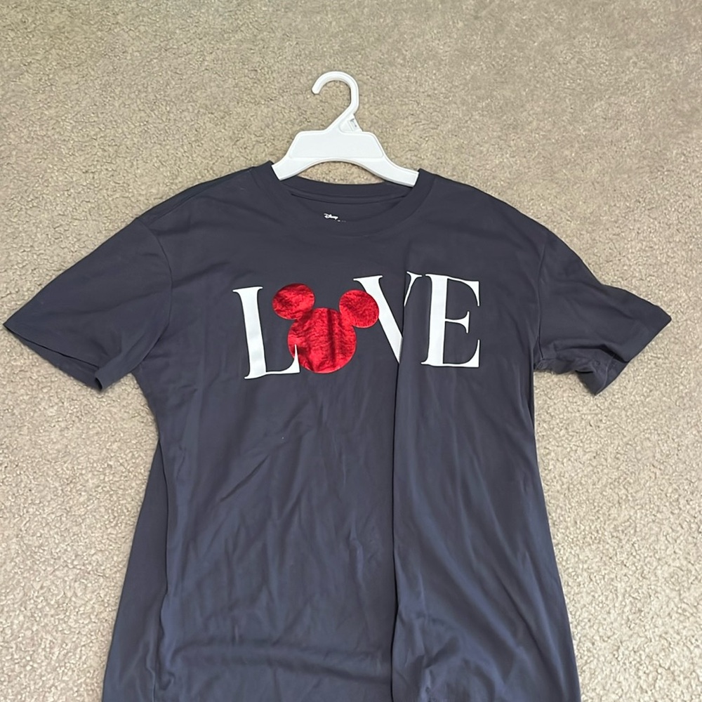Grey Mickey Mouse Valentines tshirt size youth large